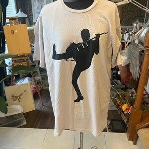 Bryan Adams 2024 tour T-Shirt by Gildan size L